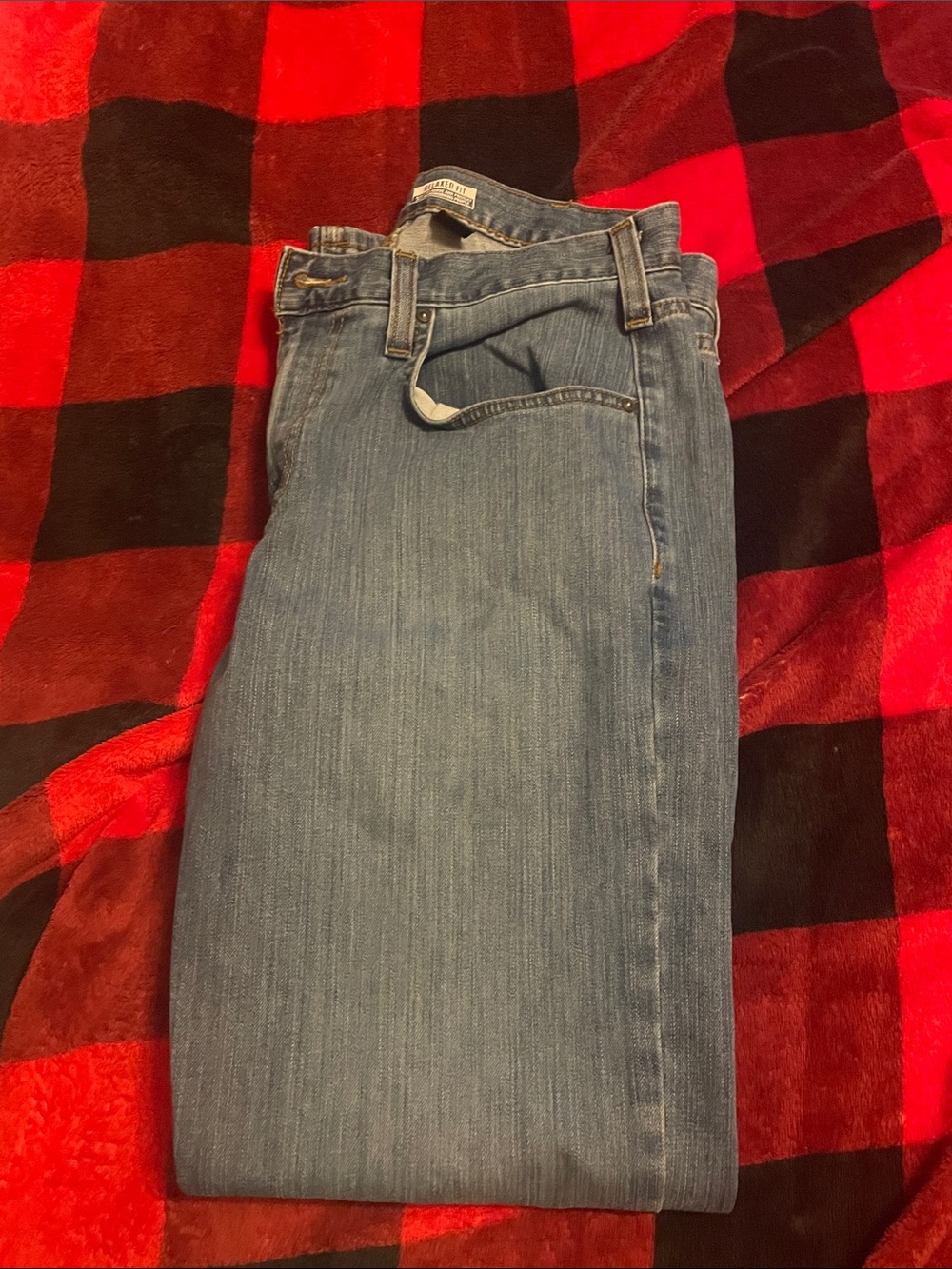Carhartt Men's Medium Blue Relaxed Straight Jeans